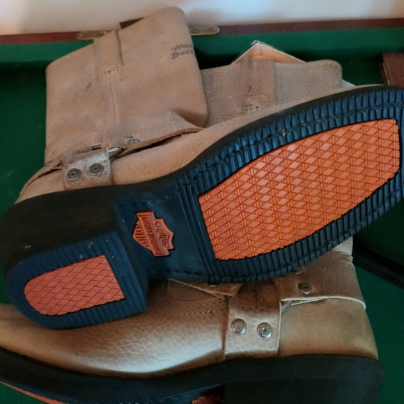 Harley Davidson boots - Picture 2 of 5